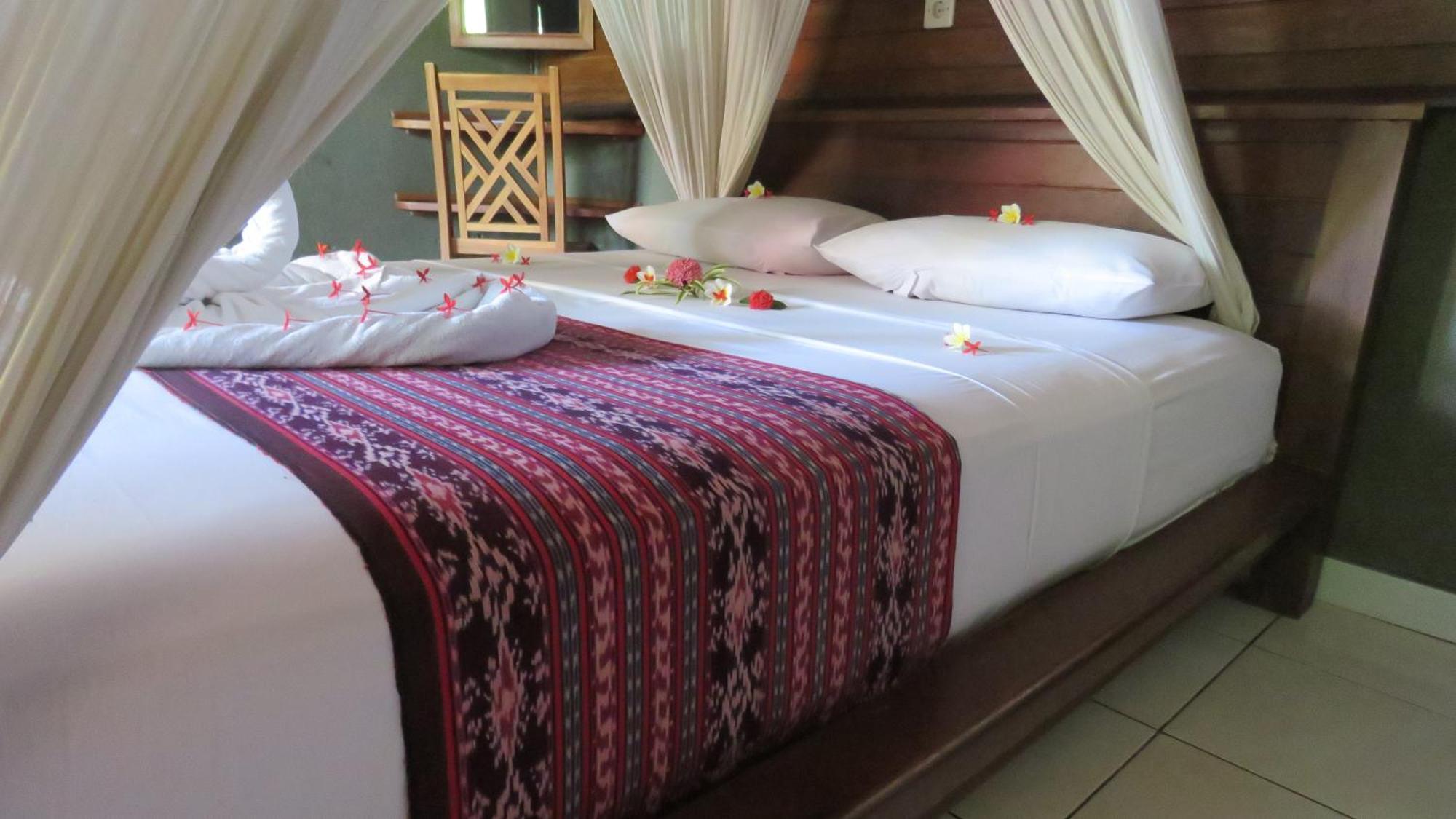 Suka Sari Cottages Pemuteran Exterior foto