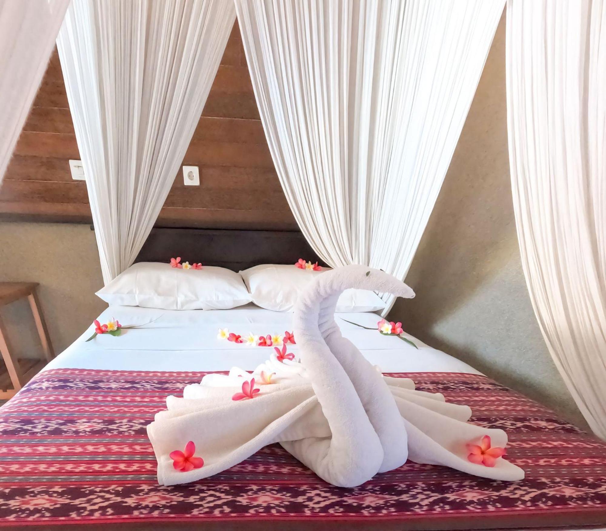 Suka Sari Cottages Pemuteran Exterior foto