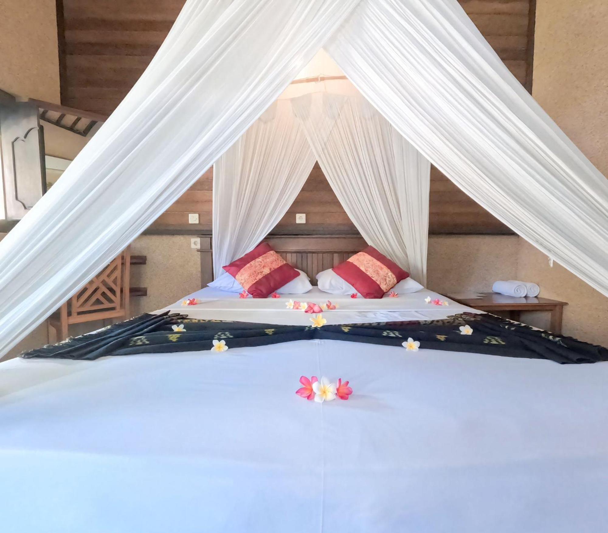 Suka Sari Cottages Pemuteran Exterior foto