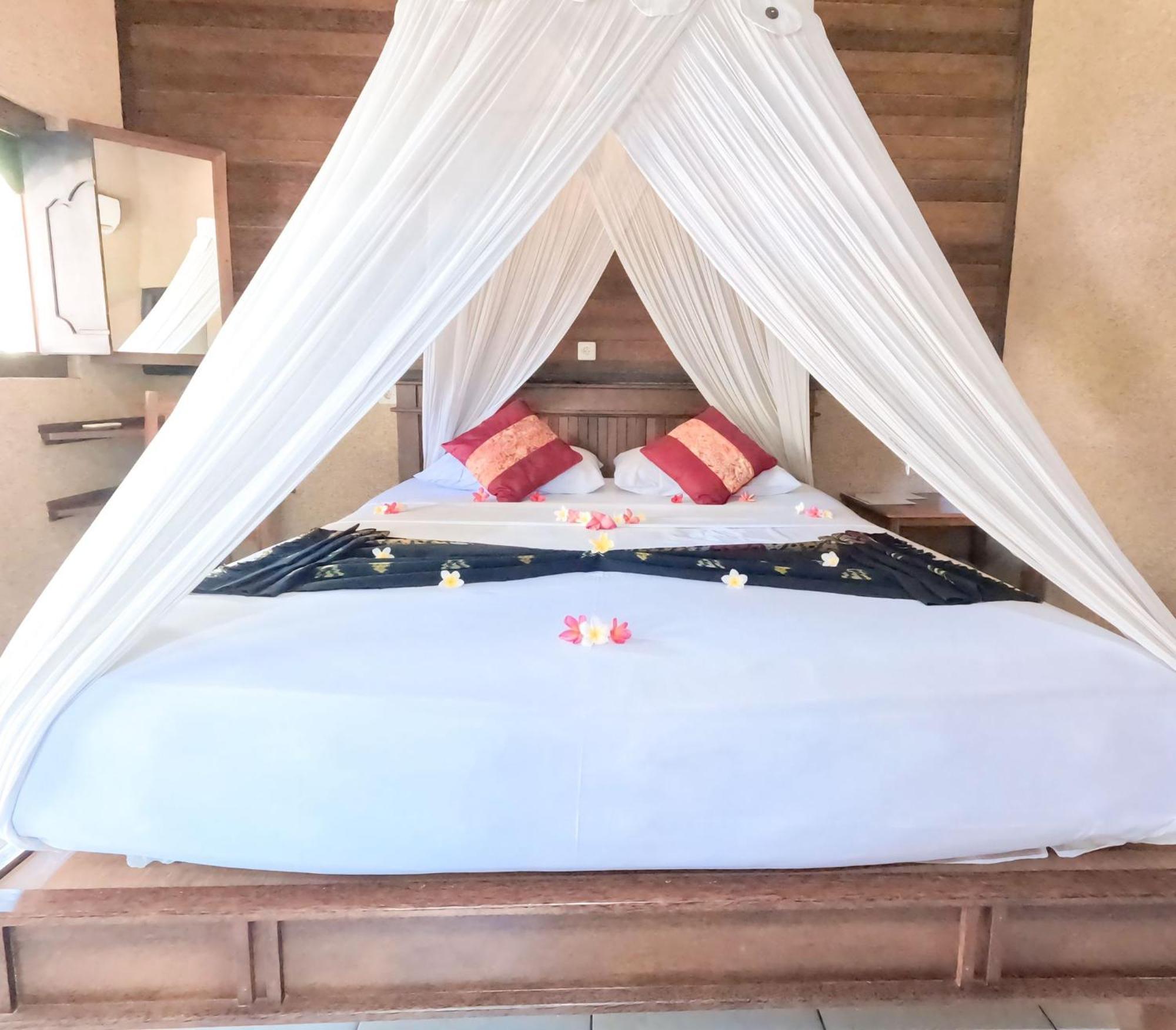 Suka Sari Cottages Pemuteran Exterior foto